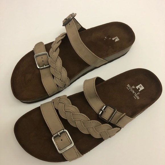 White Mountain Huntington Flat Sandal - Picture 2 of 6
